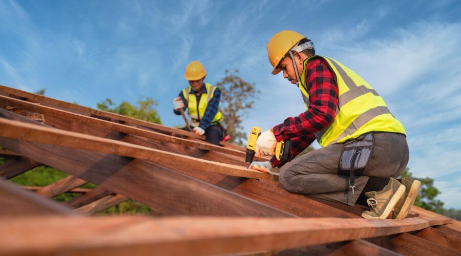Professional residential roofers in Manawa, WI